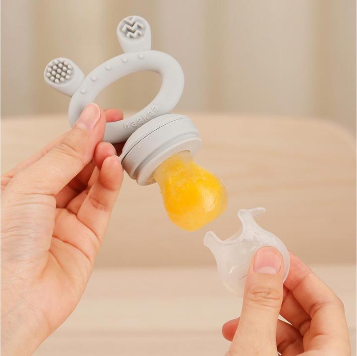 Actual product image Haakaa Fruchtsauger und Gefrierhülle Set - Blush