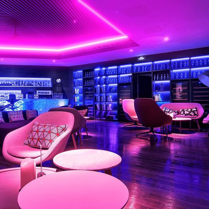 Produktbild Lumina Swiss LED Streifen Set Smart (RGB, 3000 cm, Indoor)