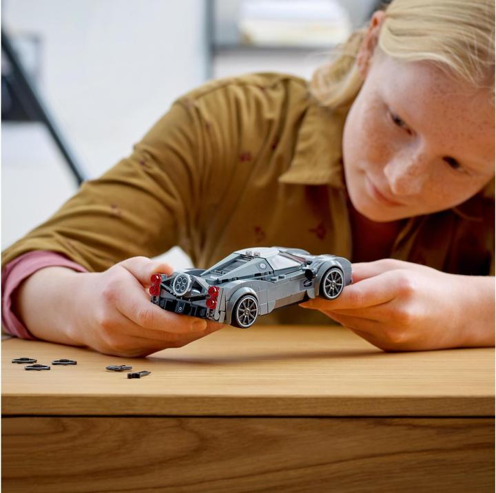 Actual product image LEGO Pagani Utopia (76915, LEGO Speed Champions)