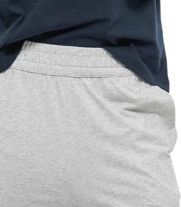 Bleu foncé, Gris