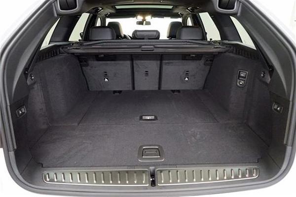 Actual product image ProPlus Boot tray for BMW 5 Series Touring from 2017 to date