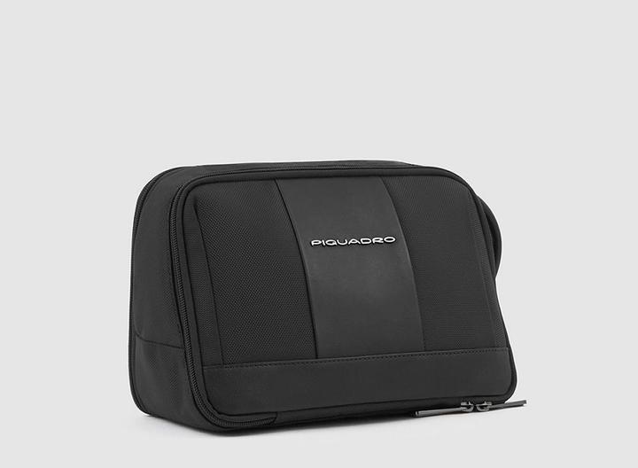 Produktbild Piquadro Brief 2 - Erweiterbarer Kulturbeutel (7 l)