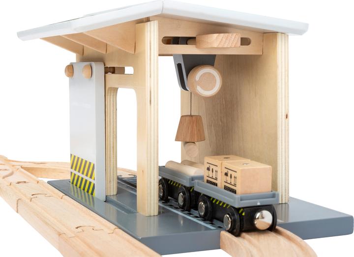 Actual product image small foot Goods station with accessories