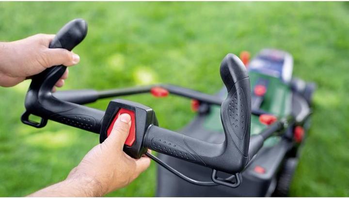 Actual product image Bosch Home & Garden UniversalRotak (Rechargeable battery operated)