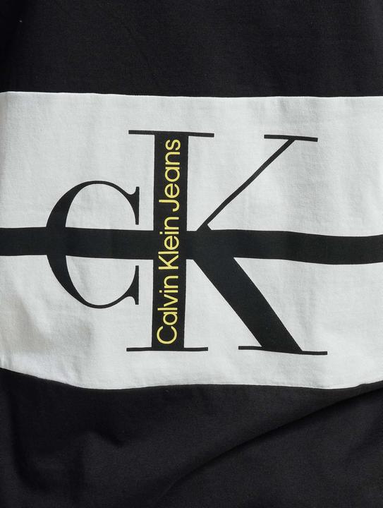 Actual product image Calvin Klein Jeans Stripe Colorblock T-Shirt - 102733 (M)