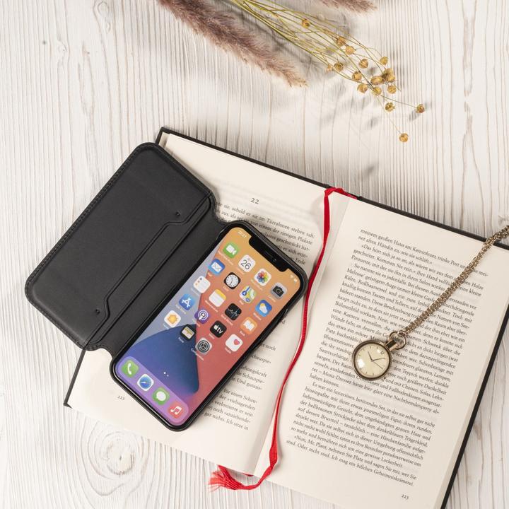 Produktbild Hama MagCase Finest Sense (Apple iPhone 12)