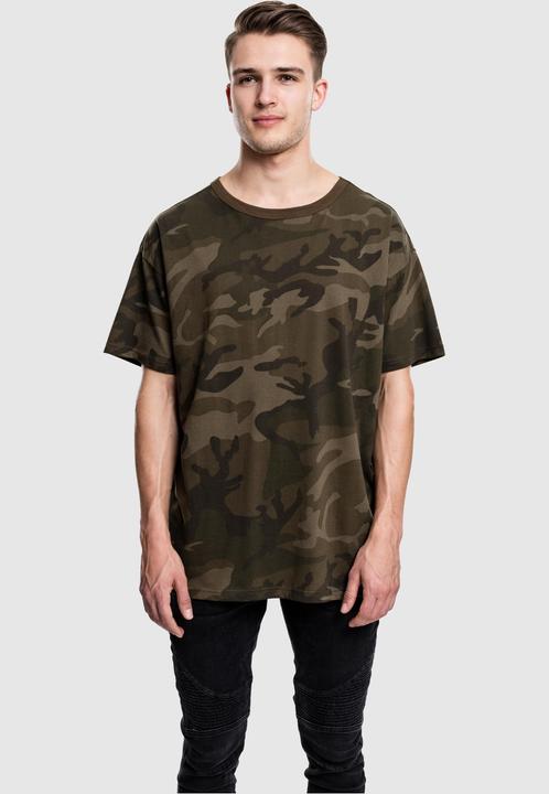 Actual product image Urban Classics Camo Oversized Tee (M)