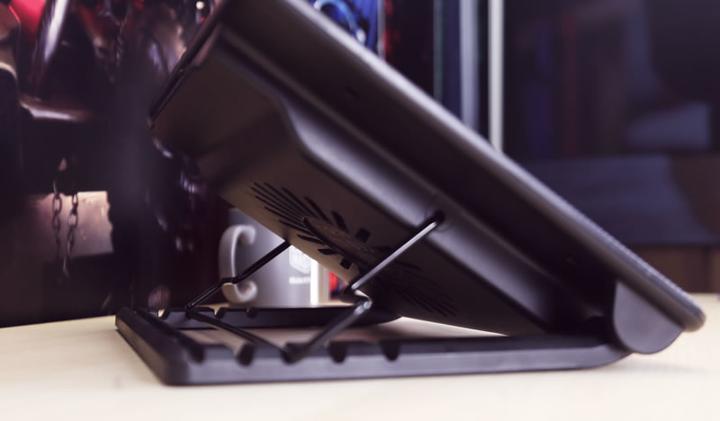Actual product image Cooler Master Ergostand IV