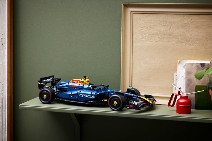 Productafbeelding LEGO Oracle Red Bull Racing RB20 F1 Rennauto (42206, LEGO Technic)