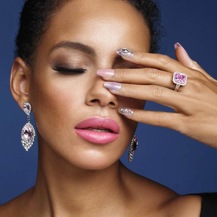 Image du produit Herba Kiss Majestic Nails - Dans une couronne (Ongles artificiels, Rose, Transparent)