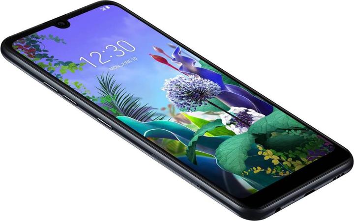 Actual product image LG Q60 (64 GB, Black, 6.26", Dual SIM, 16 Mpx, 4G)