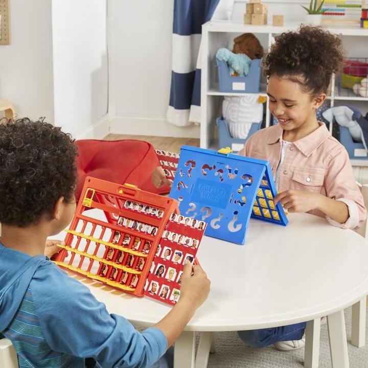 Actual product image Hasbro Gaming F6105110 (Greek)