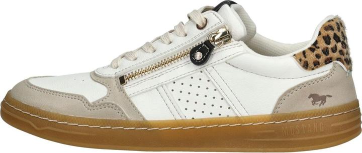 Actual product image Mustang Sneaker (39)