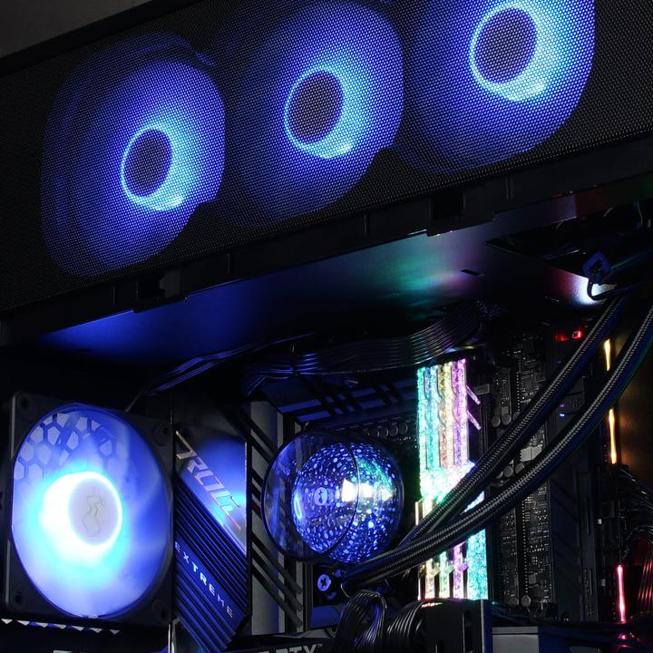 Actual product image In Win Kit Watercooling AIO NR RGB - 360mm (Noir)