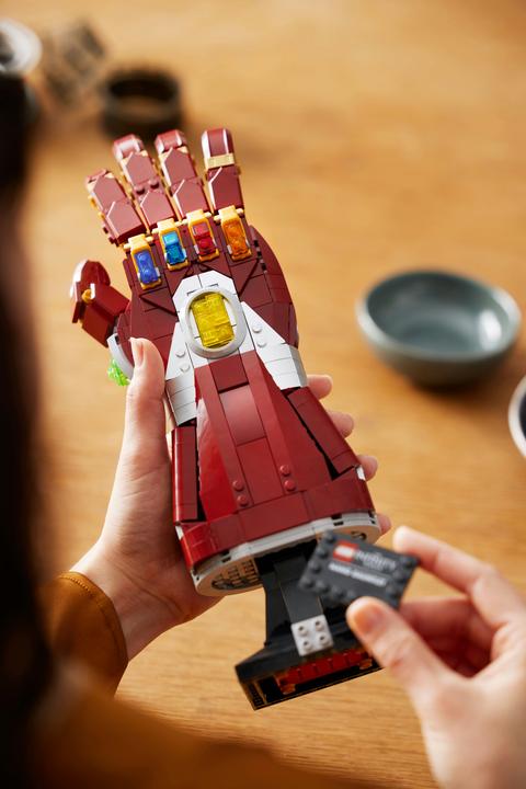 Produktbild LEGO Iron Mans Nano Handschuh (76223, LEGO Marvel)