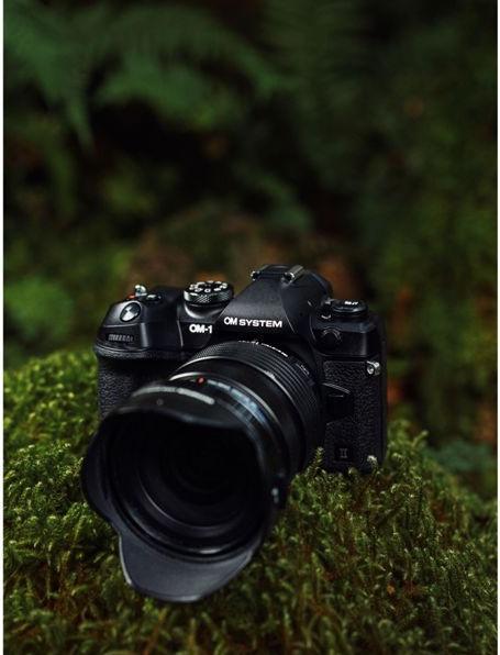 Produktbild OM System OM-1 Mark II 12-40mm II Kit (12 - 40 mm, 20.40 Mpx, 4/3)