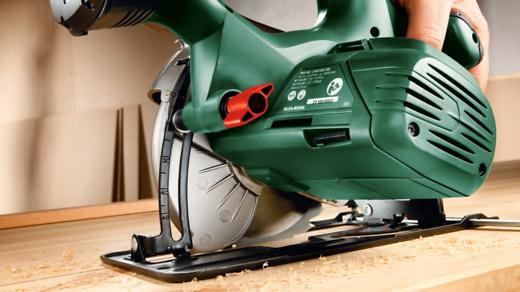 Produktbild Bosch Home & Garden Handkreissäge PKS 40, mit Kreissägeblatt Optiline Wood