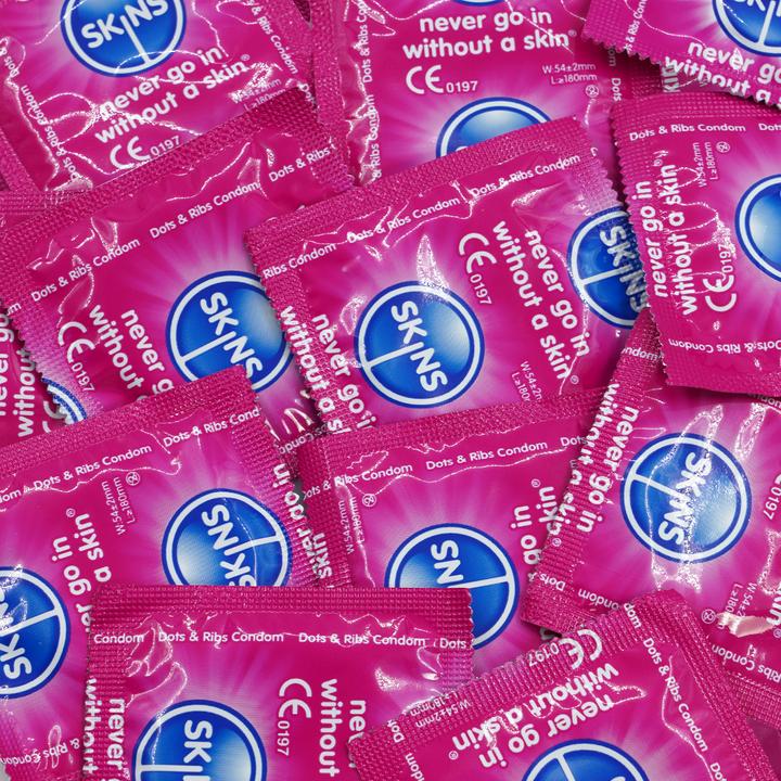Produktbild Skins CONDOMS DOTS & RIBS BAG 500 UDS (500 Stk.)
