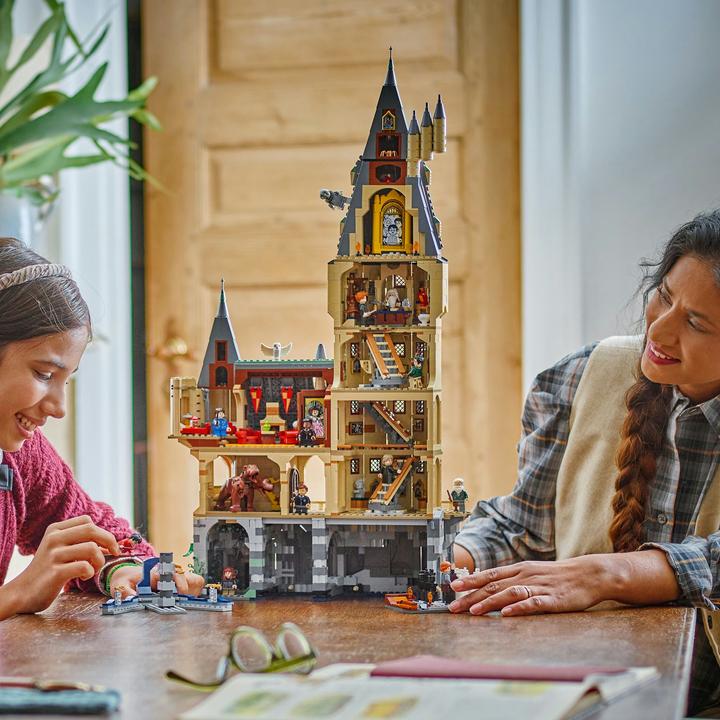 Actual product image LEGO Schloss Hogwarts: Der Hauptturm (76454, LEGO Harry Potter)