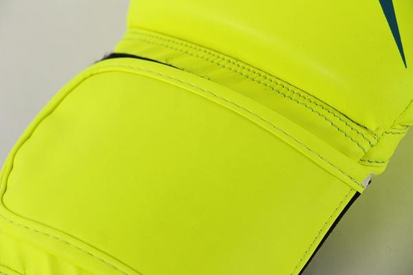 Immagine prodotto adidas Velocità 50 (10 OZ)