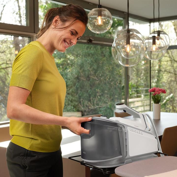 Actual product image Braun DeLonghi CareStyle 7 (2700 W, 510 g/min)