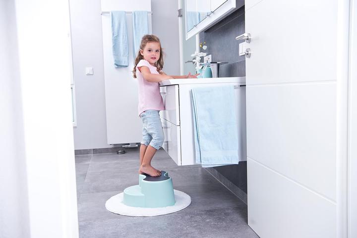 Actual product image Rotho Babydesign Children's stool TOP