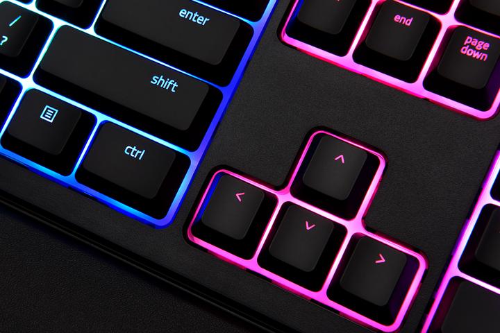 Actual product image Razer Ornata Chroma (DE, Cable)