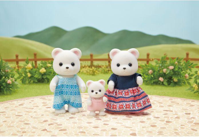 Actual product image Sylvanian Families Sylvanian polar bear family