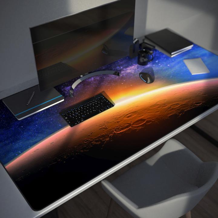Produktbild CSL Gaming Mauspad, XXXL 1200 x 600 x 3 mm Mausmatte extra gross, Abwaschbar, Mars (3XL)
