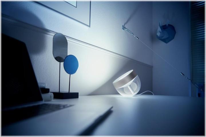 Image du produit Philips Hue Iris (570 lm)