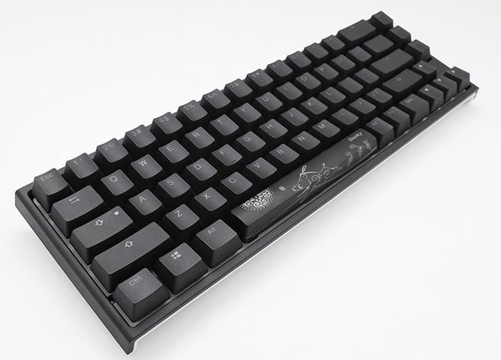 Produktbild Ducky One 2 (DE, Kabelgebunden)