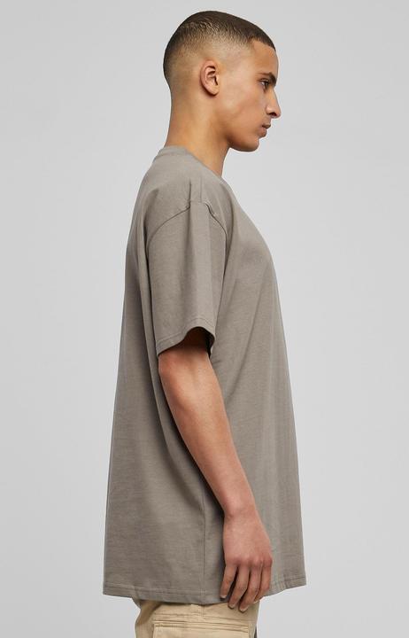 Actual product image Urban Classics Heavy Oversized Tee (L)