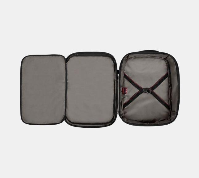 Actual product image Victorinox Crosslight Boarding Bag (37 l)