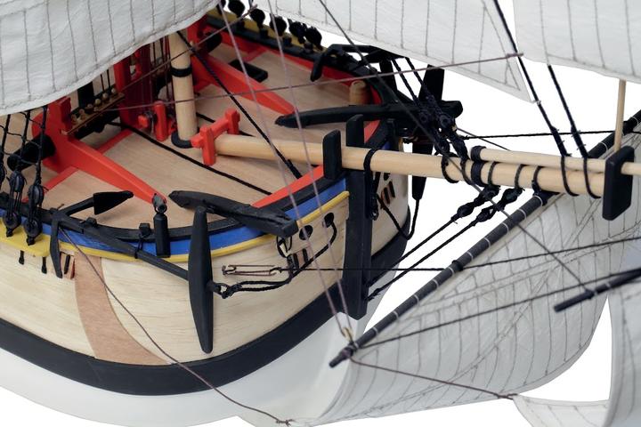 Image du produit Billing Boats HMS Endeavour 1:50 Coque en bois - (437173)