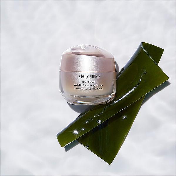 Actual product image Shiseido Benefiance Wrinkle Smoothing Cream (50 ml, 24h cream, Up to SPF 10)