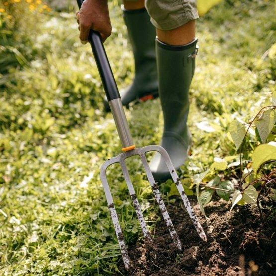 Immagine prodotto Fiskars Forcone da giardino ergonomico (con denti piatti)