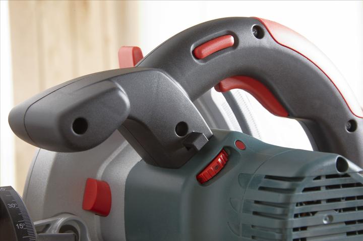 Image du produit Metabo Scie circulaire de plongée et à main KSE 55 Vario Plus
