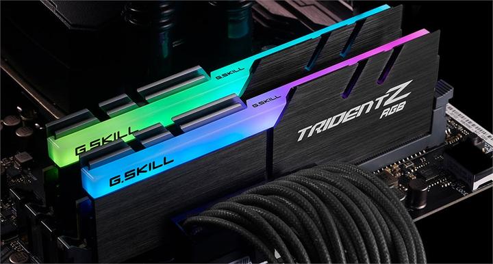 Actual product image G.Skill Trident Z RGB (2 x 16GB, 4000 MHz, DDR4-RAM, DIMM)