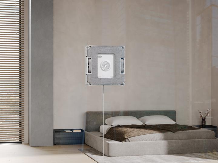 Actual product image Ecovacs Winbot W2
