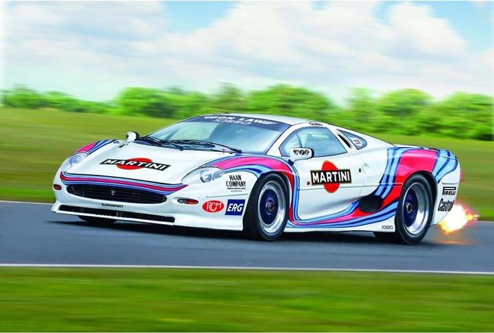 Actual product image 1:24 Jaguar XJ 220 Race Car