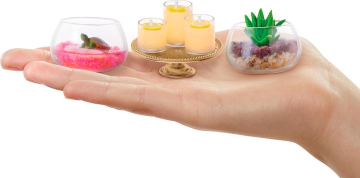 Actual product image MGA Miniverse Make It Mini Lifestyle in PDQ Series 1A