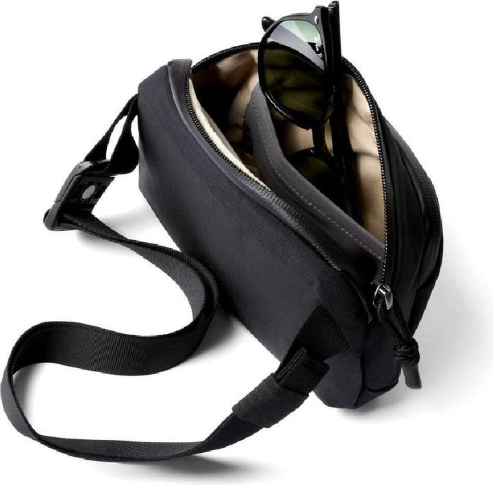 Actual product image Bellroy Venture Hip Pack 1.5L