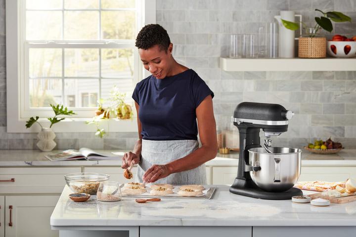 Image du produit KitchenAid 5KSM70SHXEBK (375 W)