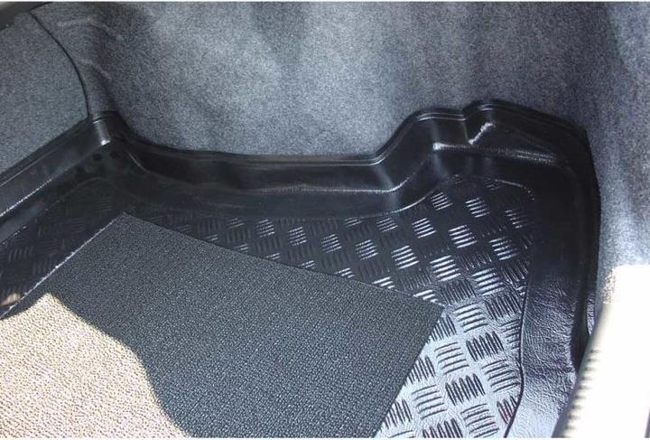 Actual product image Aristar Boot liner for Subaru Impreza from 2003 to 2007