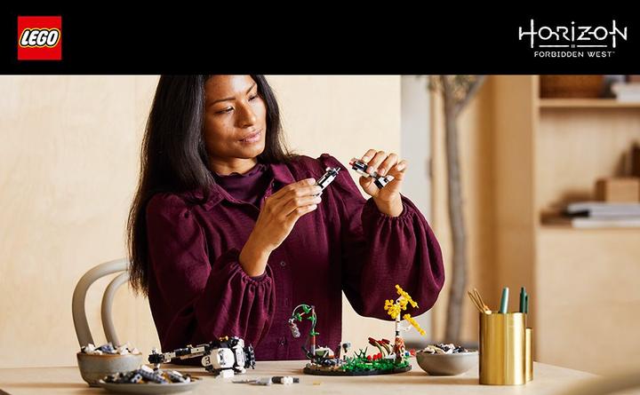 Actual product image LEGO Horizon Forbidden West: Long Neck (76989)