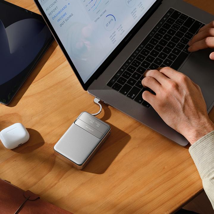 Immagine prodotto EcoFlow RAPID Magnetic Powerbank argento 10.000mAh (10000 mAh, 65 W)