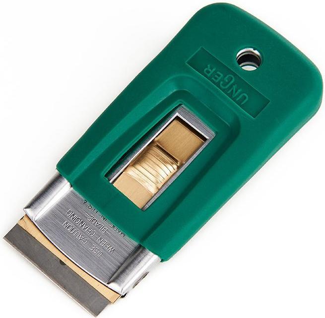 Actual product image Unger Ergo-Tec glass scraper Dimensions: 50 x 20 x 95 mm (W x H x L) Width of blade: 4 cm (1 pcs.)