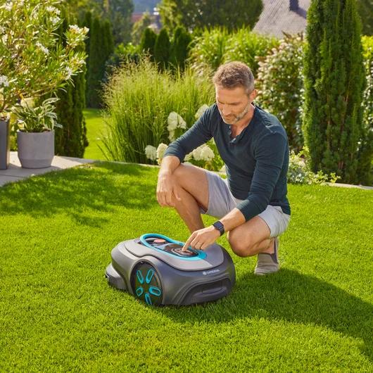 Produktbild Gardena Mähroboter smart SILENO max 1.500 qm (1500 m²)