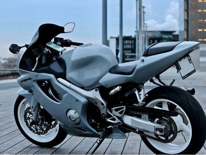 Actual product image Shapeheart moto vis demi guidon