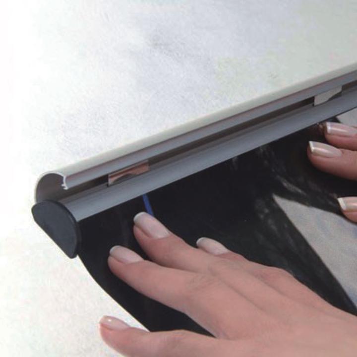 Immagine prodotto Franken Striscia per poster, alluminio, argento, lunghezza: 600 mm adatta a DIN A0, due occhielli di (A1, 1 x)
